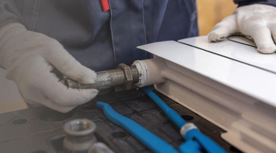 Expert burst pipe repair services in River Grove, IL